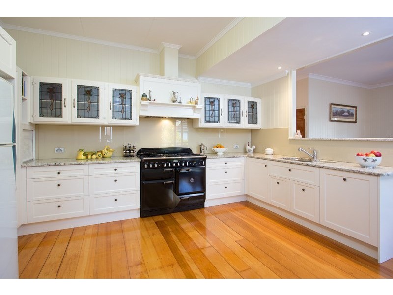 26 Perihelion Street, Coorparoo QLD 4151