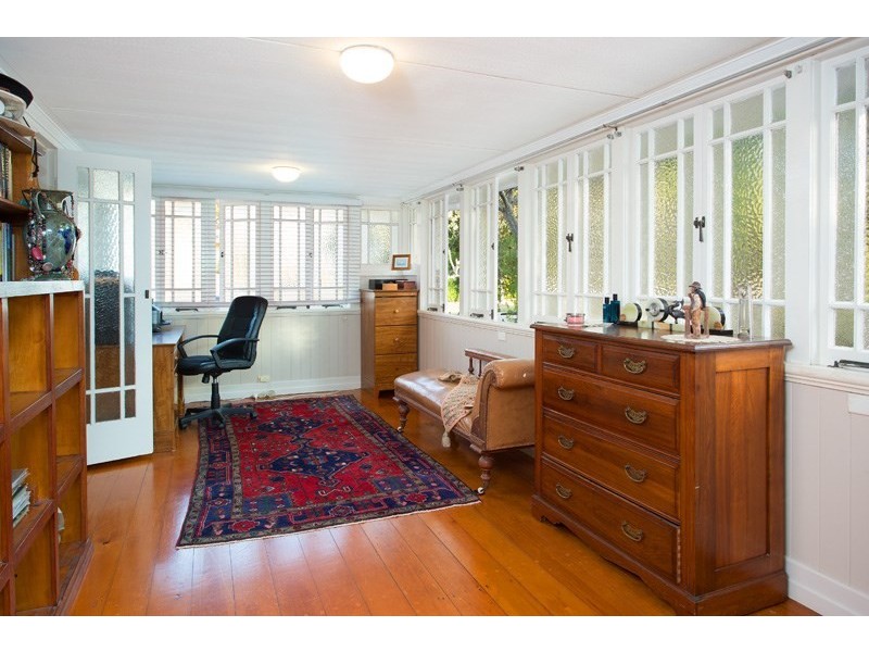 26 Perihelion Street, Coorparoo QLD 4151