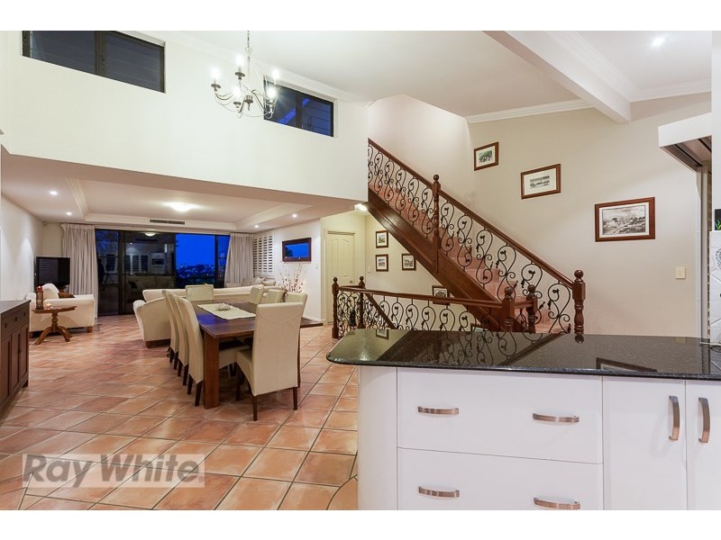 4/24 Philip Street, Hawthorne QLD 4171