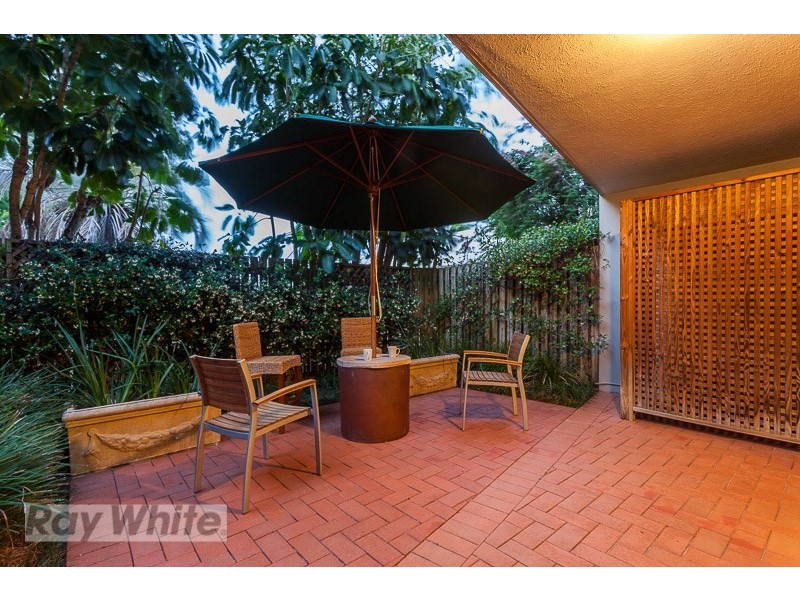 4/24 Philip Street, Hawthorne QLD 4171