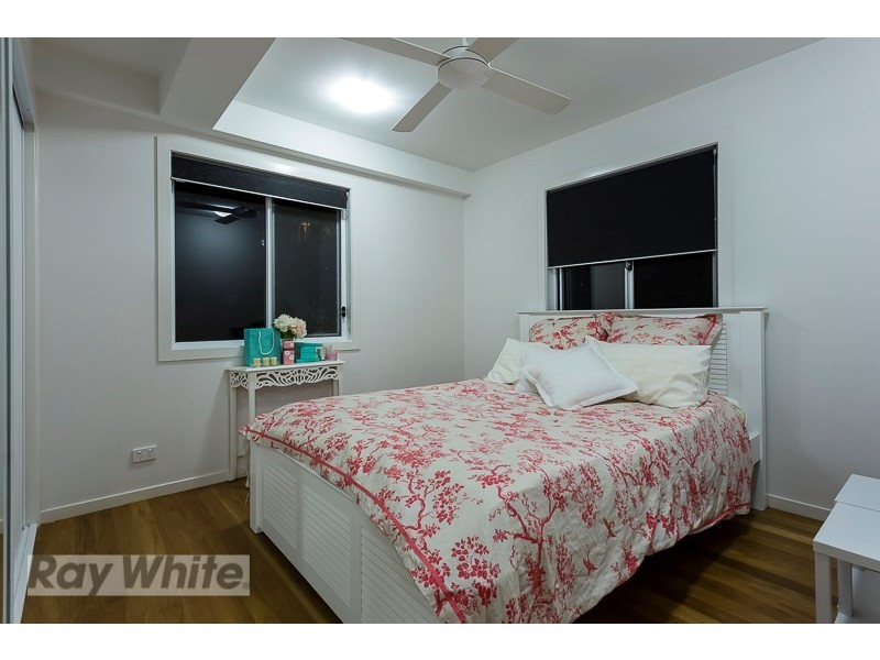 34 Ninth Avenue, Coorparoo QLD 4151