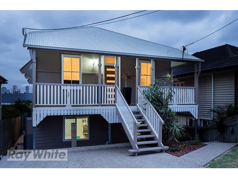 34 Ninth Avenue, Coorparoo QLD 4151