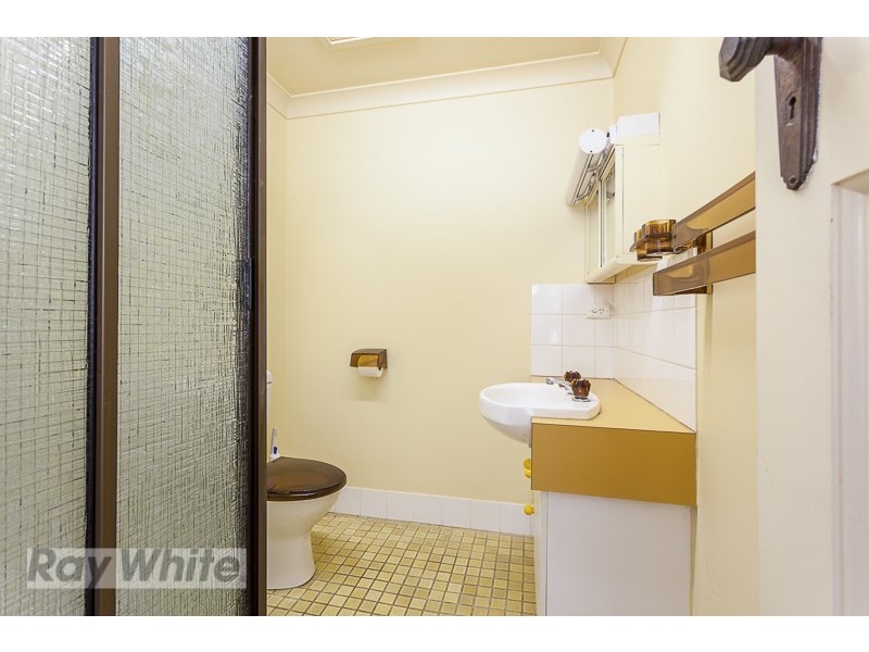 16 West Street, Coorparoo QLD 4151