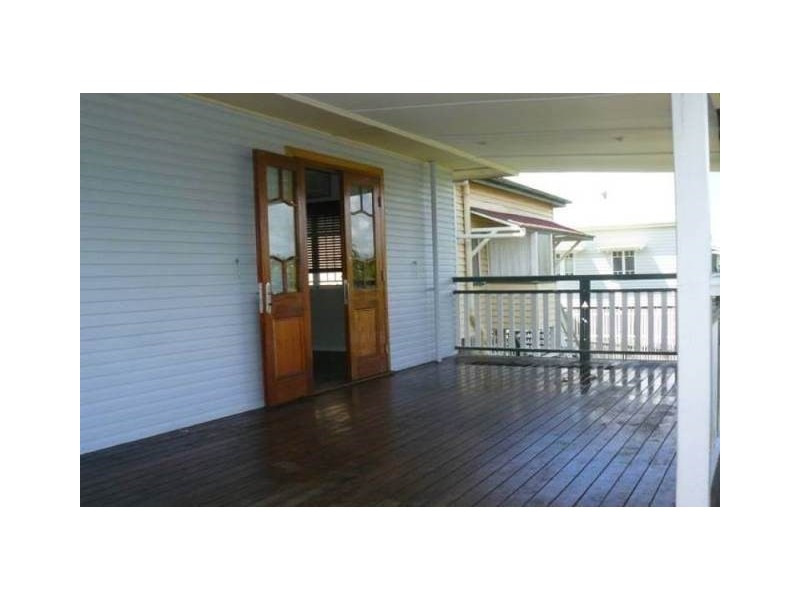 122 Ashby Street, Fairfield QLD 4103