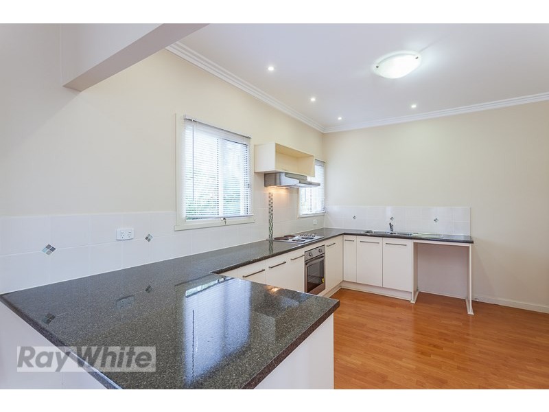 9 Arc Street, Coorparoo QLD 4151