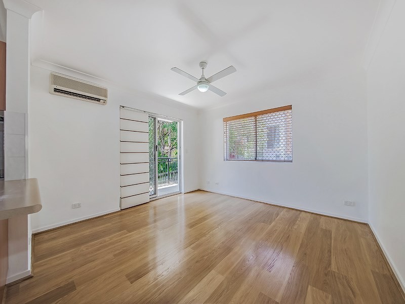 5/42 Nicklin Street, Coorparoo QLD 4151