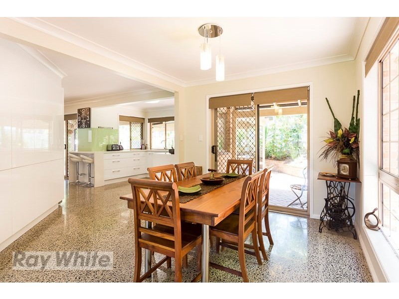 74 Banbury Street, Carina QLD 4152