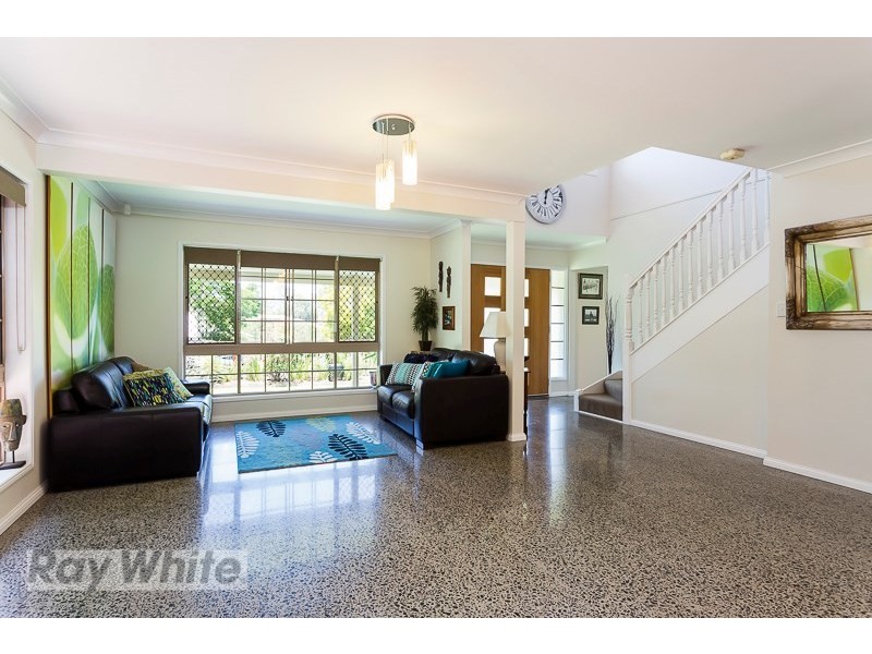 74 Banbury Street, Carina QLD 4152