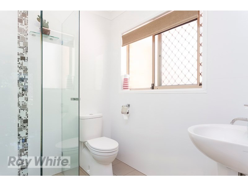 74 Banbury Street, Carina QLD 4152