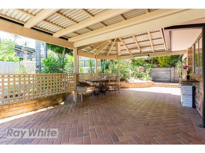 74 Banbury Street, Carina QLD 4152