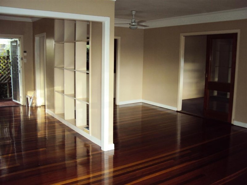 29 Kanumbra Street, Coorparoo QLD 4151