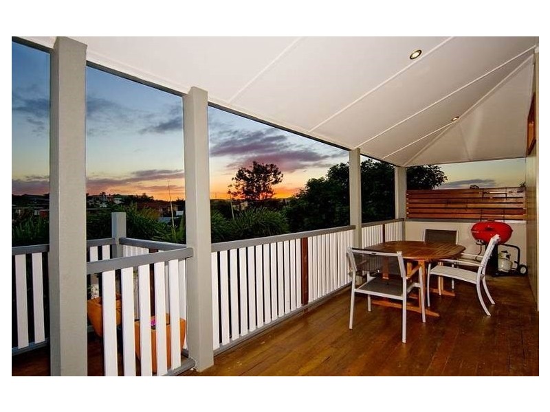 1/20 Nicklin Street, Coorparoo QLD 4151