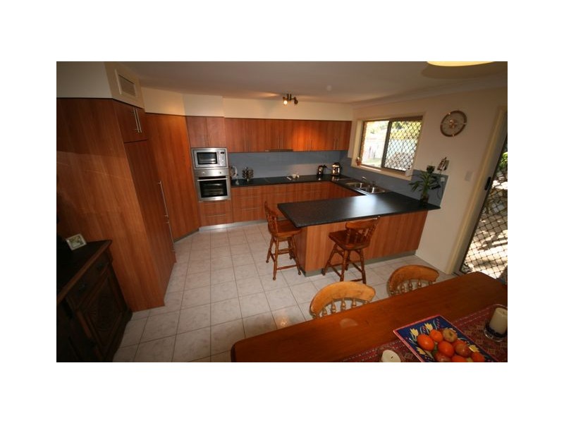 27 Picasso Street, Carina QLD 4152