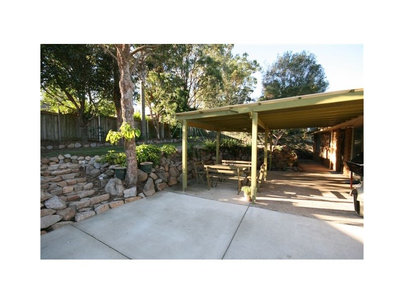 27 Picasso Street, Carina QLD 4152