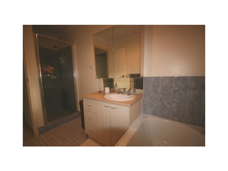 27 Picasso Street, Carina QLD 4152