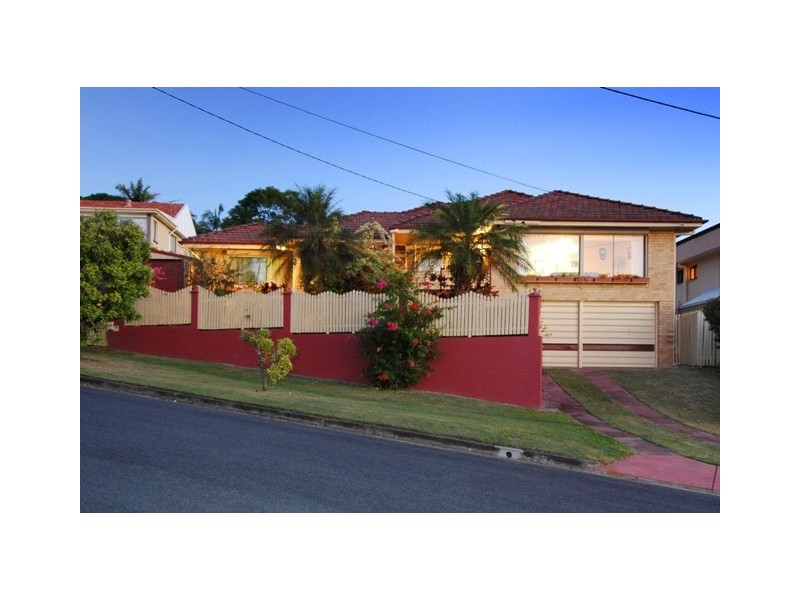 37 Crucis Street, Coorparoo QLD 4151