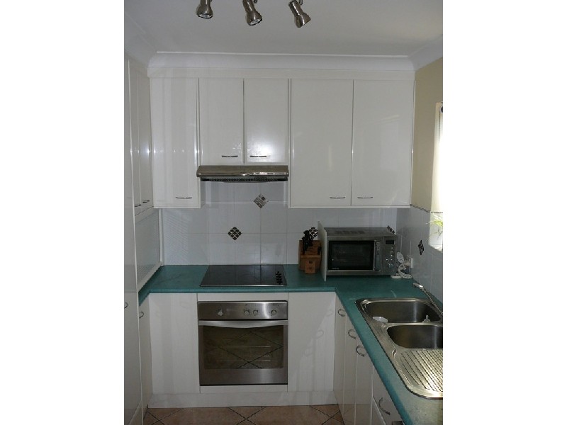 62 Macaulay Street, Coorparoo QLD 4151