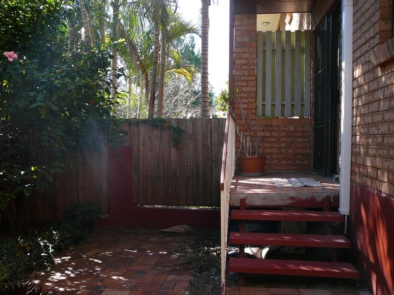 62 Macaulay Street, Coorparoo QLD 4151