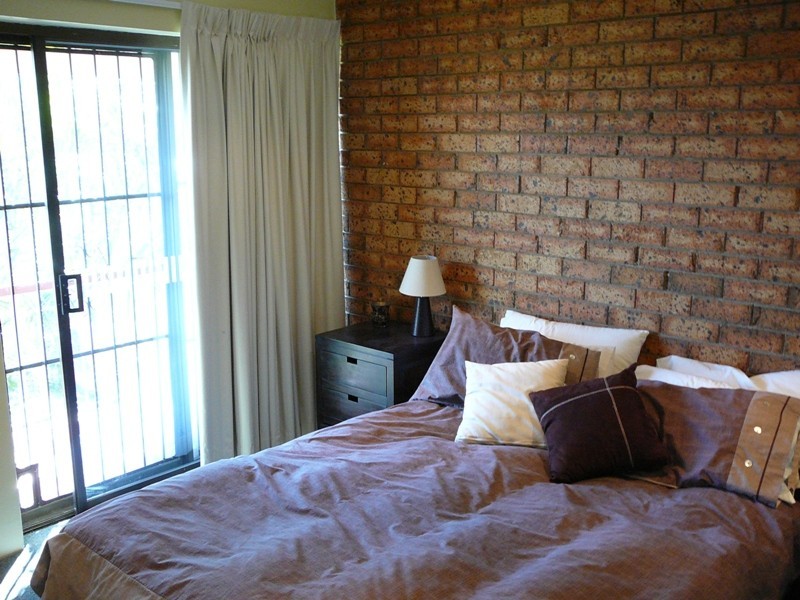 62 Macaulay Street, Coorparoo QLD 4151