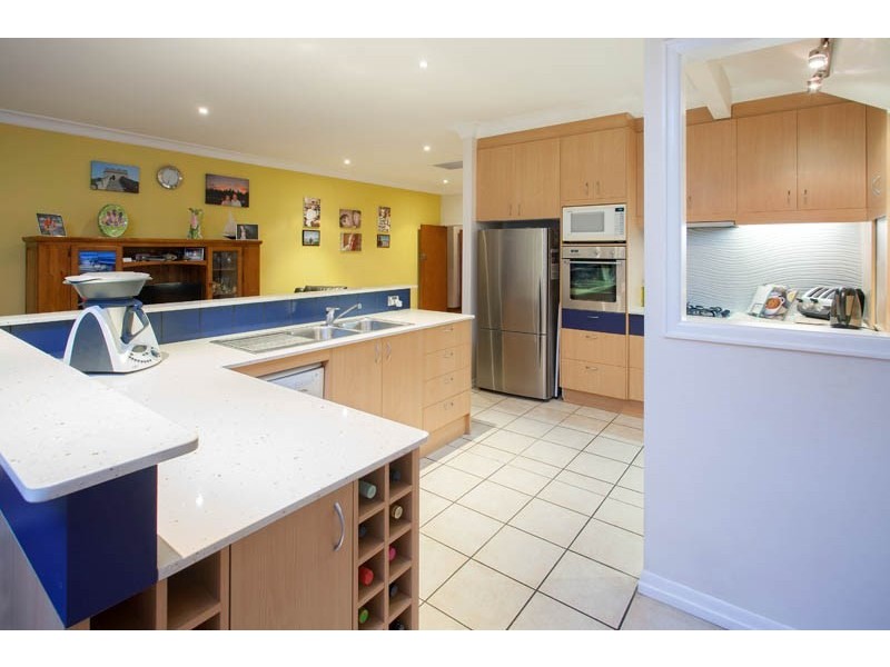 42 Brae Street, Coorparoo QLD 4151