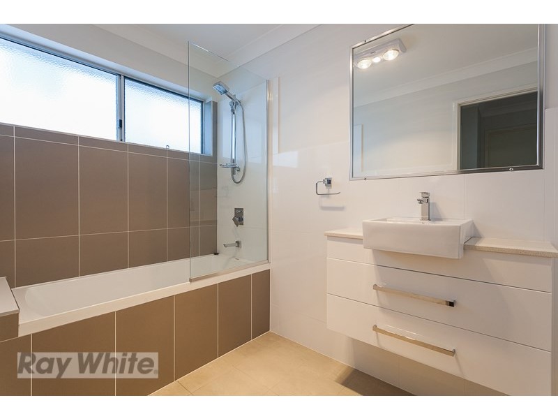 4/99 Adelaide Street, Carina QLD 4152