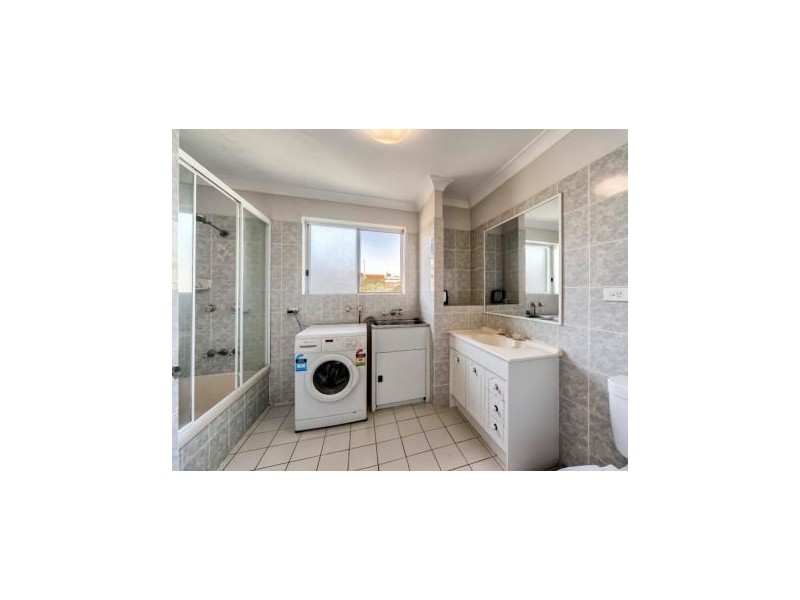 5/24 Baragoola Street, Coorparoo QLD 4151