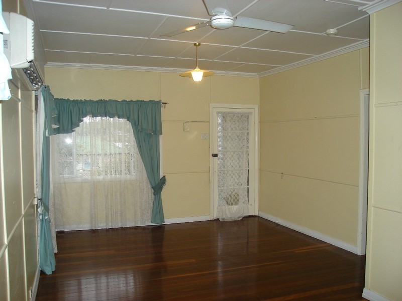 35 Stanley Road, Camp Hill QLD 4152