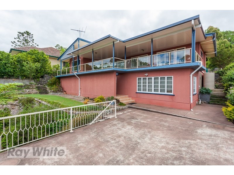 83 Tranters Avenue, Camp Hill QLD 4152