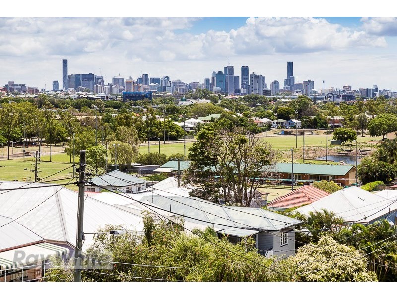 94 Pear Street, Greenslopes QLD 4120