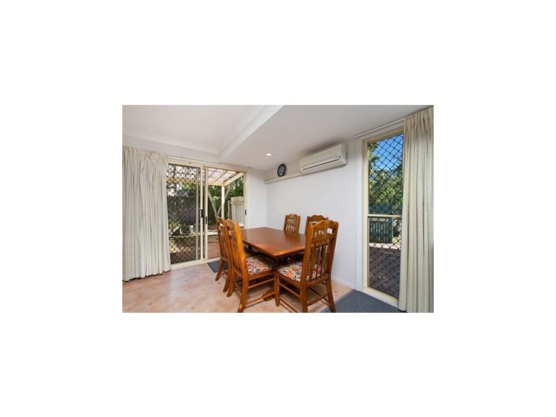 1/31 Merinda Street, Greenslopes QLD 4120