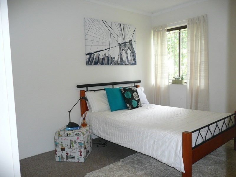 2/27 Lancaster Street, Coorparoo QLD 4151