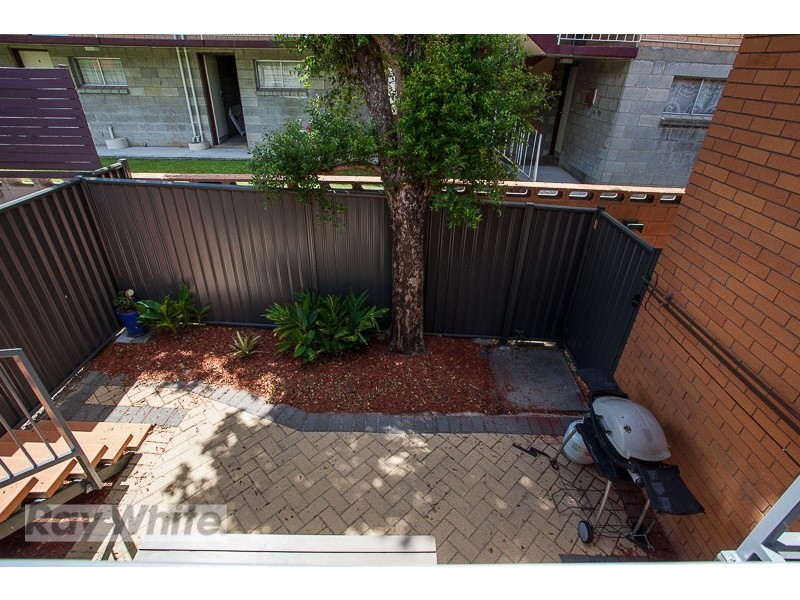 3/162 Juliette Street, Greenslopes QLD 4120
