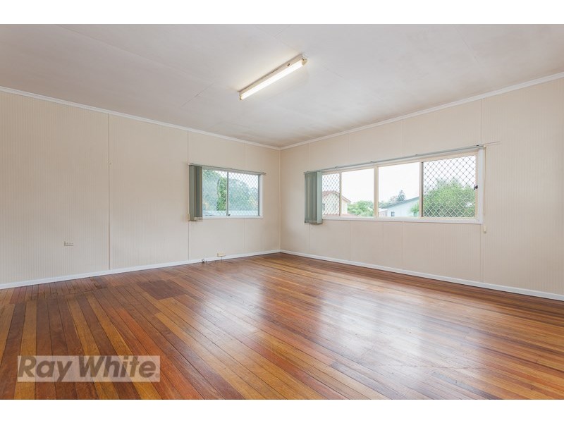 24 Thomas Street, Camp Hill QLD 4152