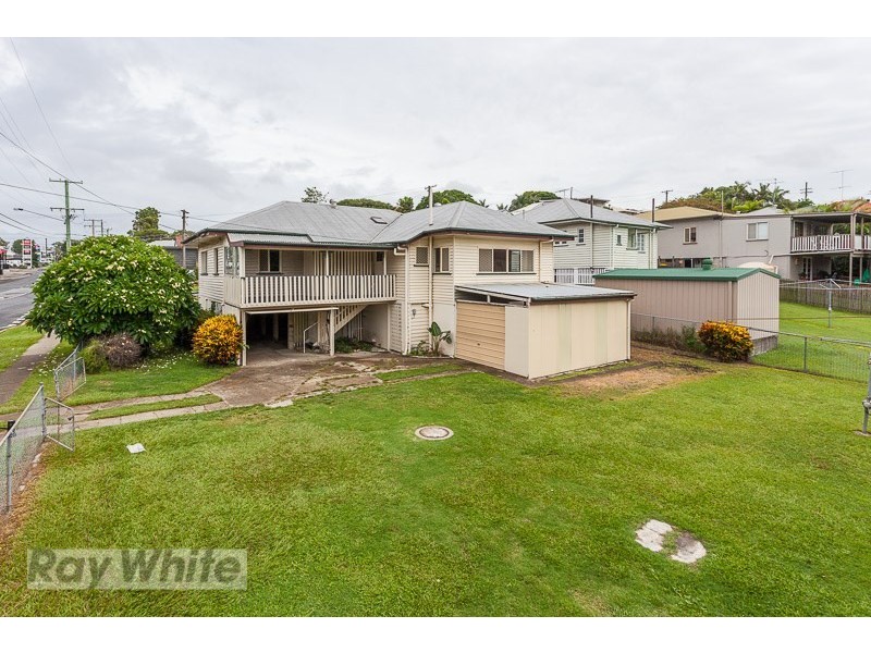 24 Thomas Street, Camp Hill QLD 4152