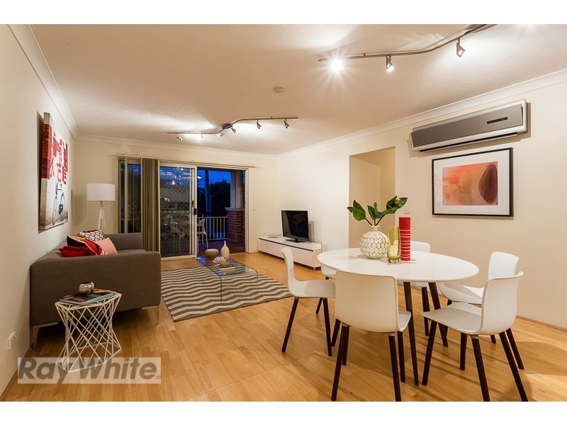 2/85 Kitchener Street, Coorparoo QLD 4151