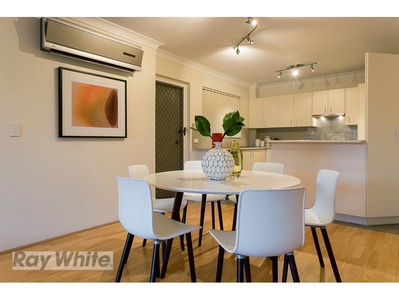 2/85 Kitchener Street, Coorparoo QLD 4151