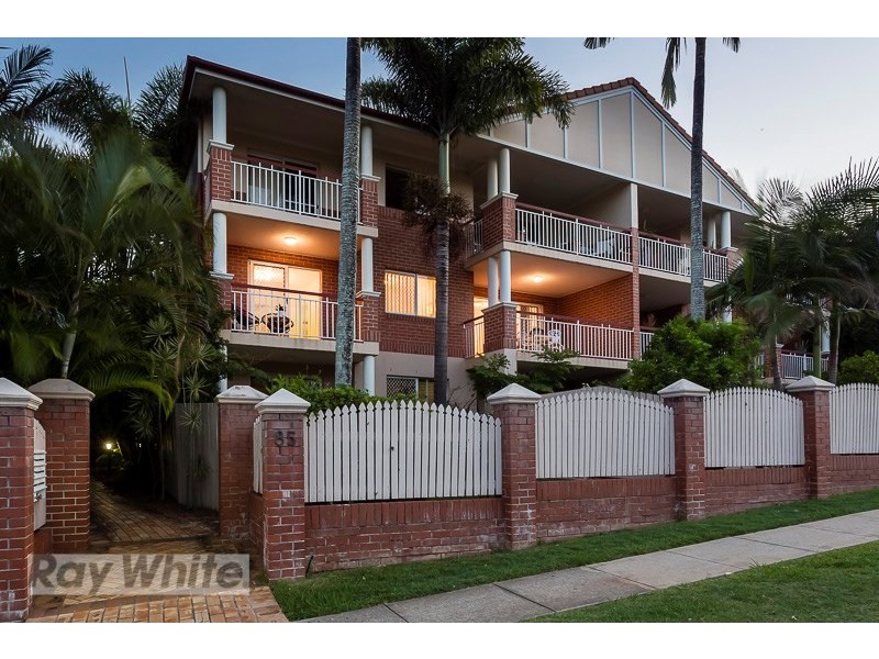 2/85 Kitchener Street, Coorparoo QLD 4151