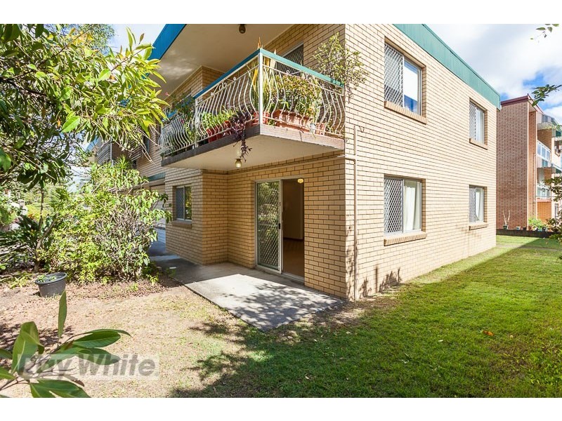 1/348 Cornwall Street, Greenslopes QLD 4120