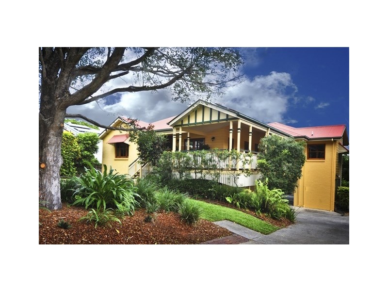 33 Wylma Street, Holland Park QLD 4121