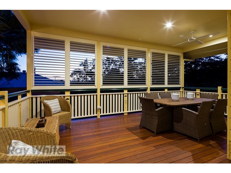 33 Wylma Street, Holland Park QLD 4121