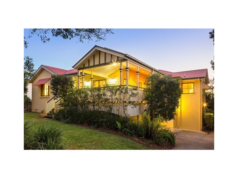 33 Wylma Street, Holland Park QLD 4121