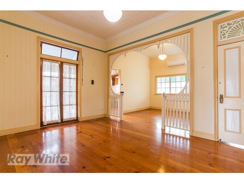 43 Pryde Street, Camp Hill QLD 4152