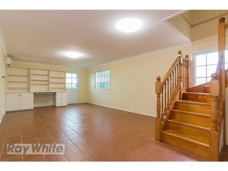 43 Pryde Street, Camp Hill QLD 4152