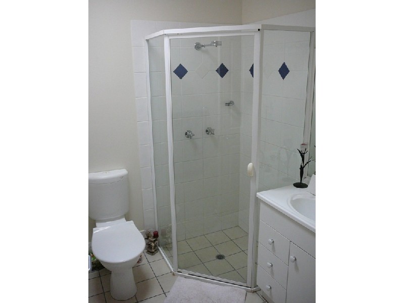 6/18 Jellicoe Street, Coorparoo QLD 4151