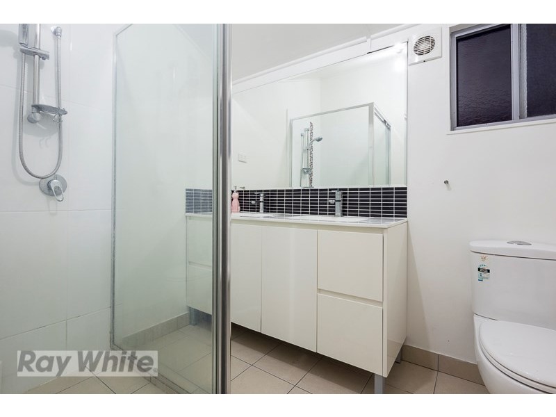 26 Ninth Avenue, Coorparoo QLD 4151