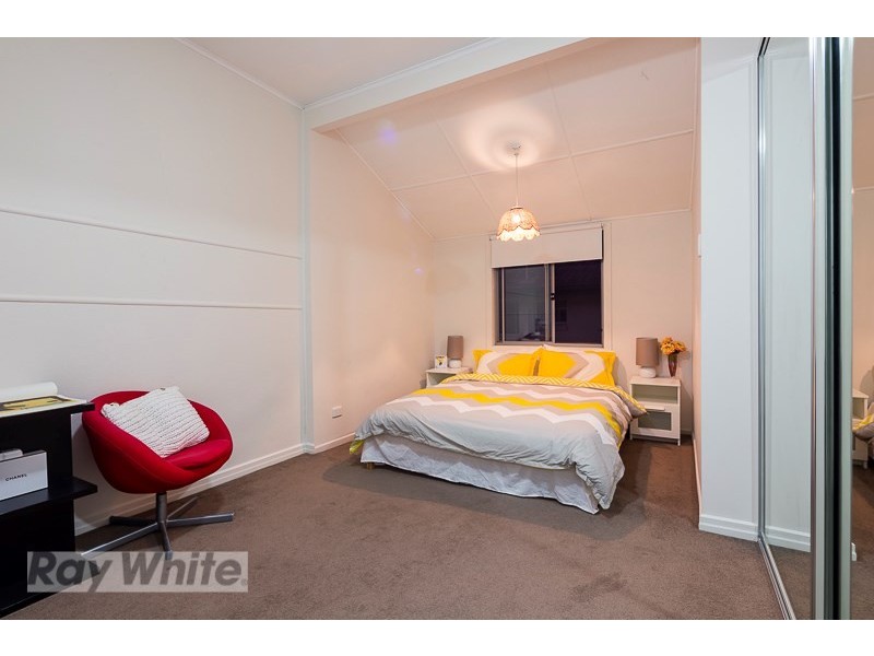 26 Ninth Avenue, Coorparoo QLD 4151