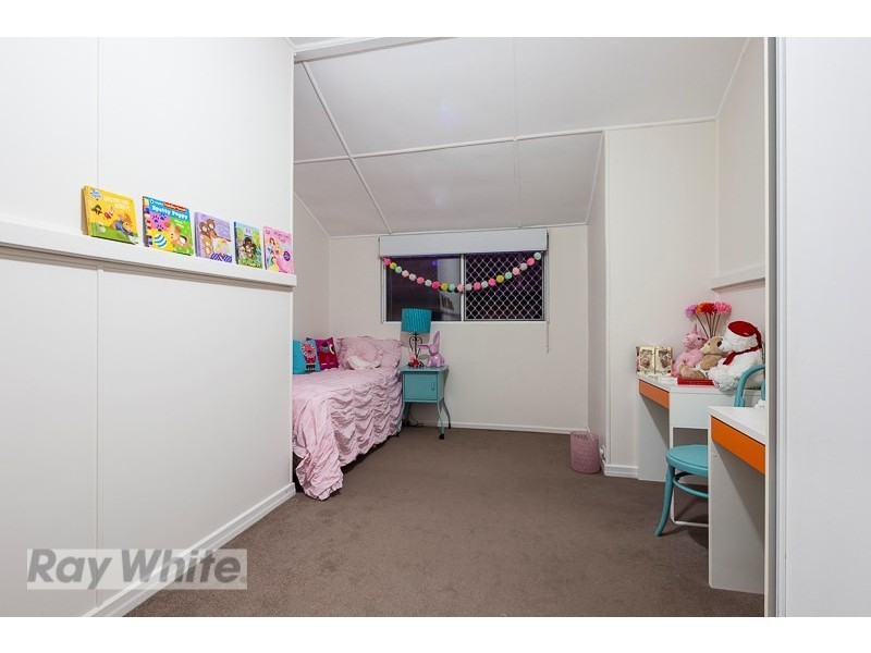 26 Ninth Avenue, Coorparoo QLD 4151