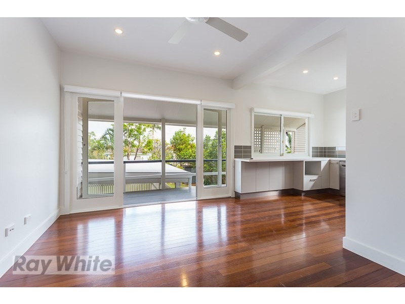 28 Martha Street, Camp Hill QLD 4152