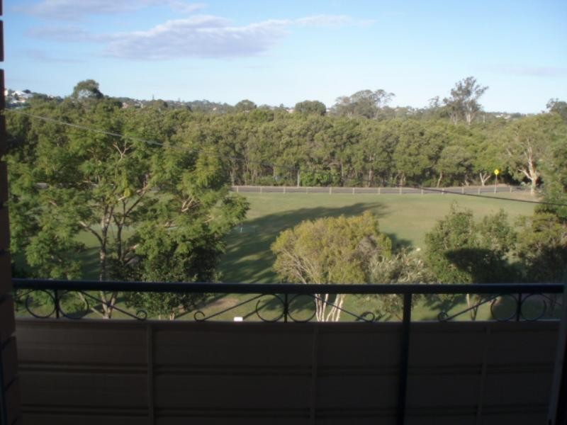 8/72 Heath Street, East Brisbane QLD 4169