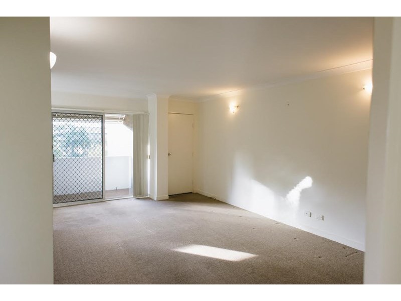 1/9 Rutland Street, Coorparoo QLD 4151